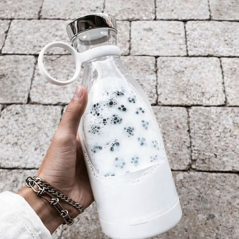 BOTELLA BATIDORA PORTÁTIL